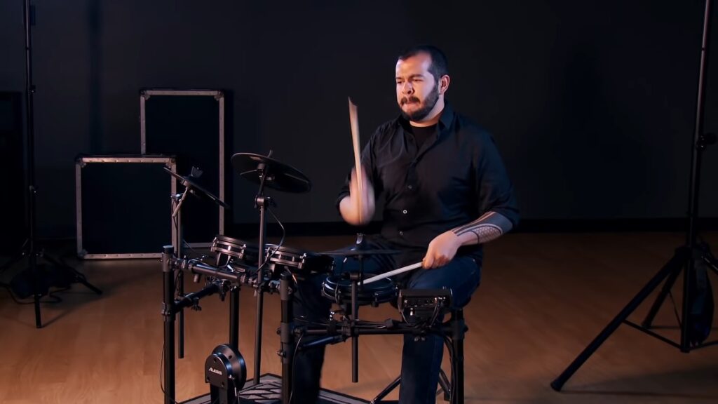 Buying Guide Best Cheap Jazz Drum Set - Hardware & Features